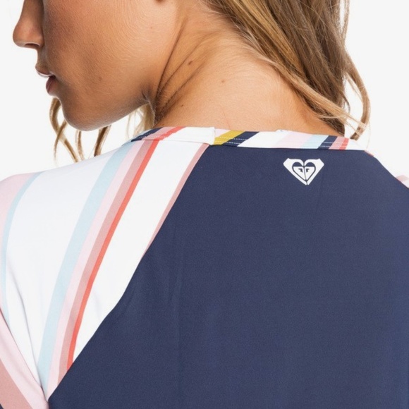 Roxy Beach Classics Long Sleeve UPF 50 Rashguard - Picture 3 of 4
